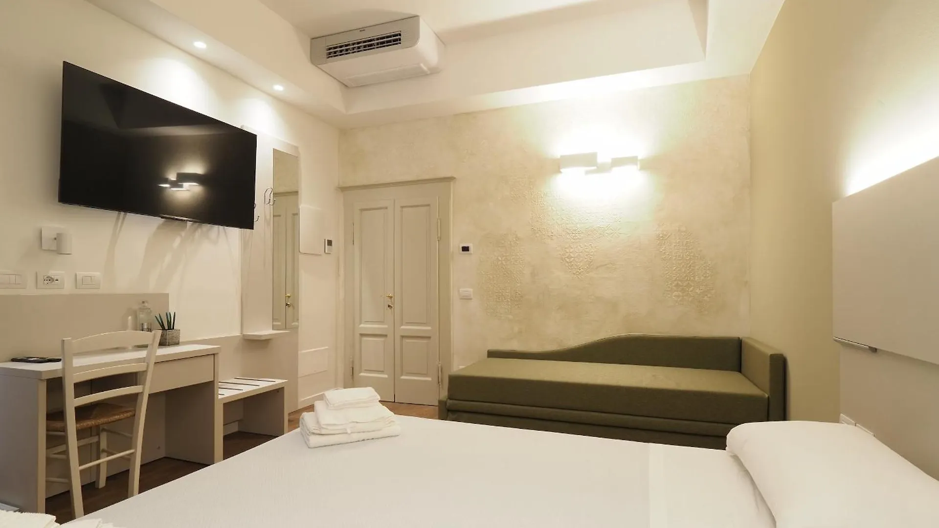 Relais Dogana Bed & Breakfast Moniga del Garda Italy